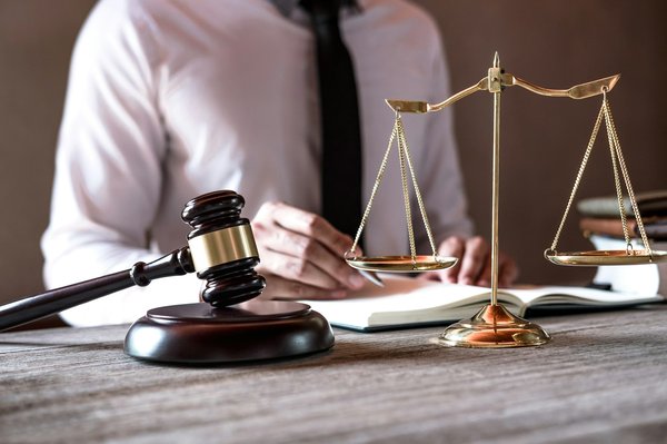 Avocat droit des affaires versailles : protégez votre entreprise